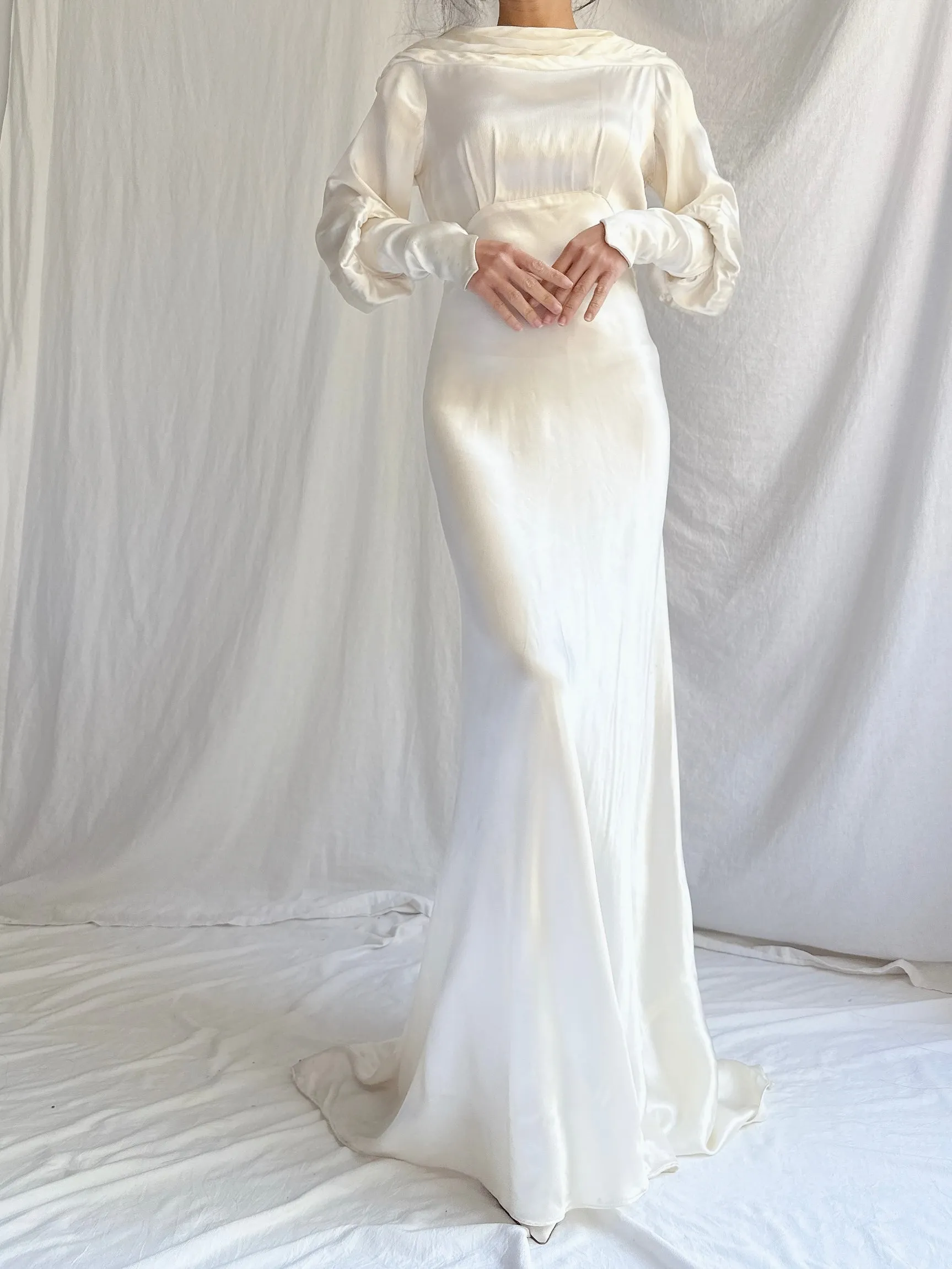 1930s Satin Long Sleeve Gown - XS