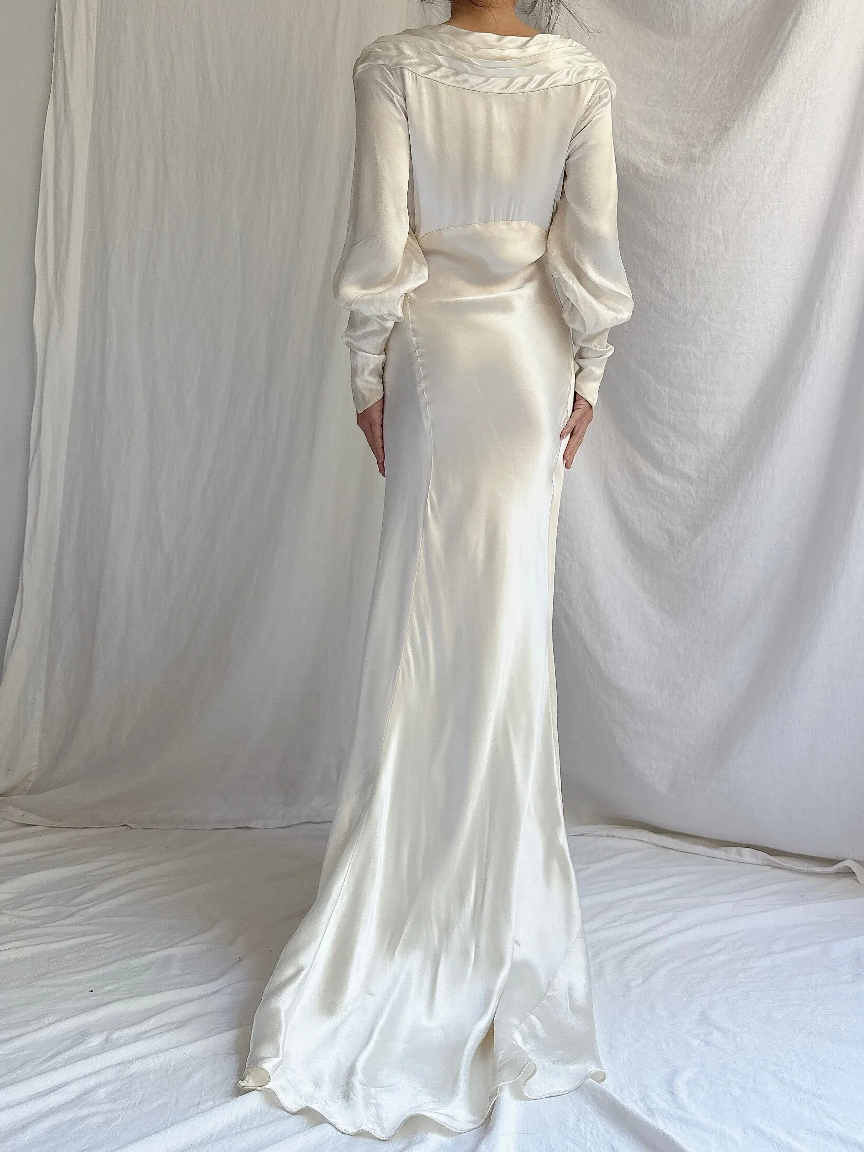 1930s Satin Long Sleeve Gown - XS