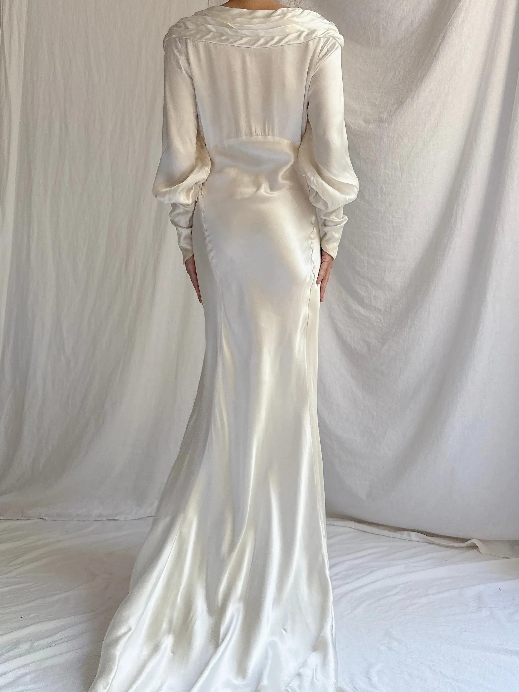 1930s Satin Long Sleeve Gown - XS