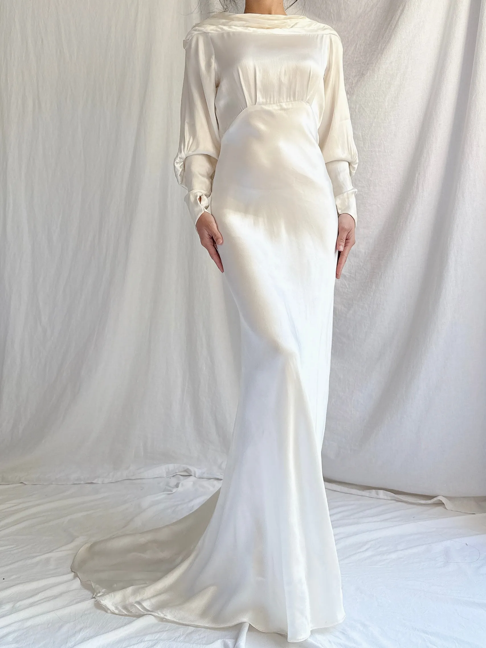 1930s Satin Long Sleeve Gown - XS