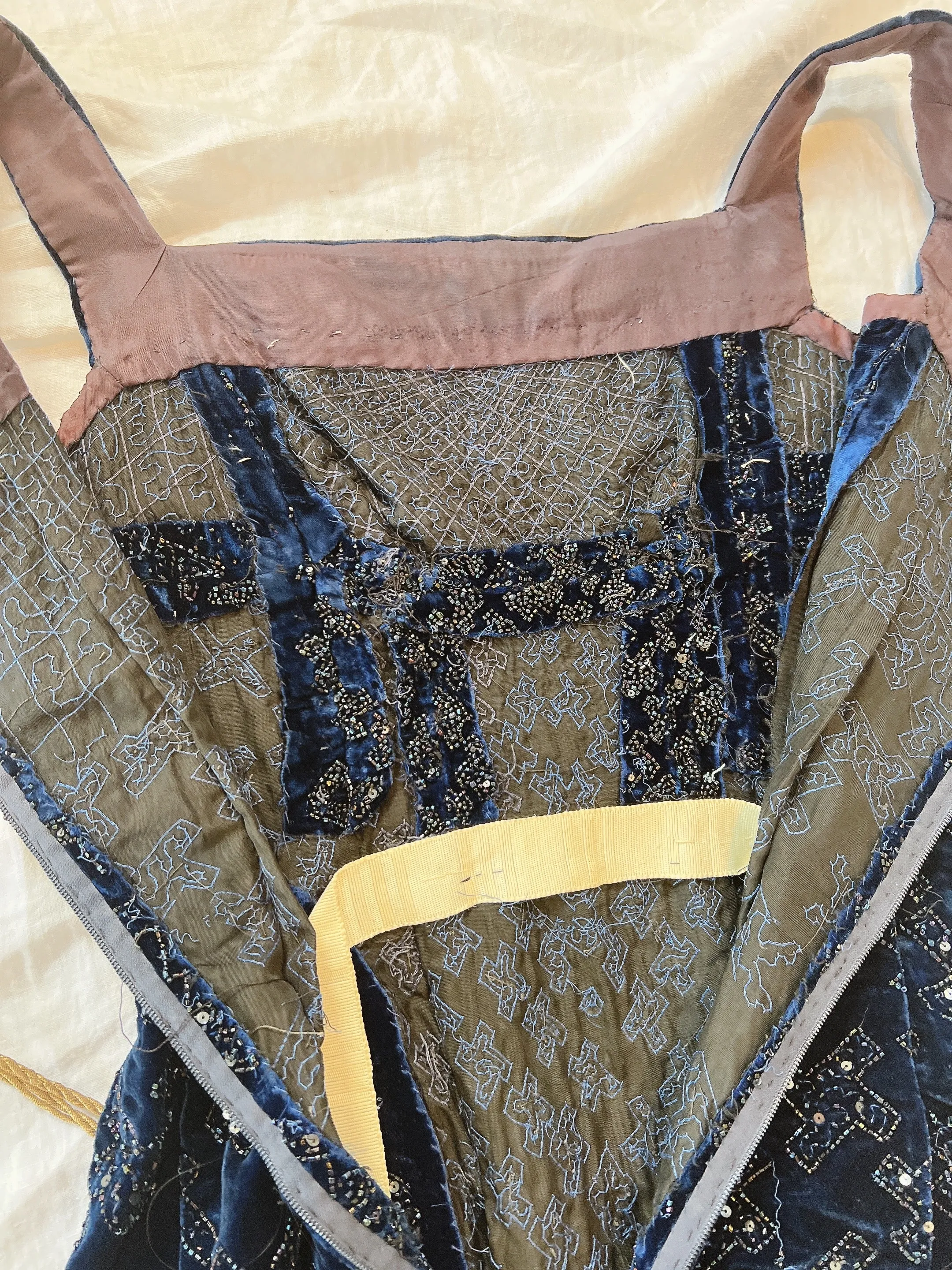 1950s Dark Blue Velvet Hand-Beaded Dress - XS