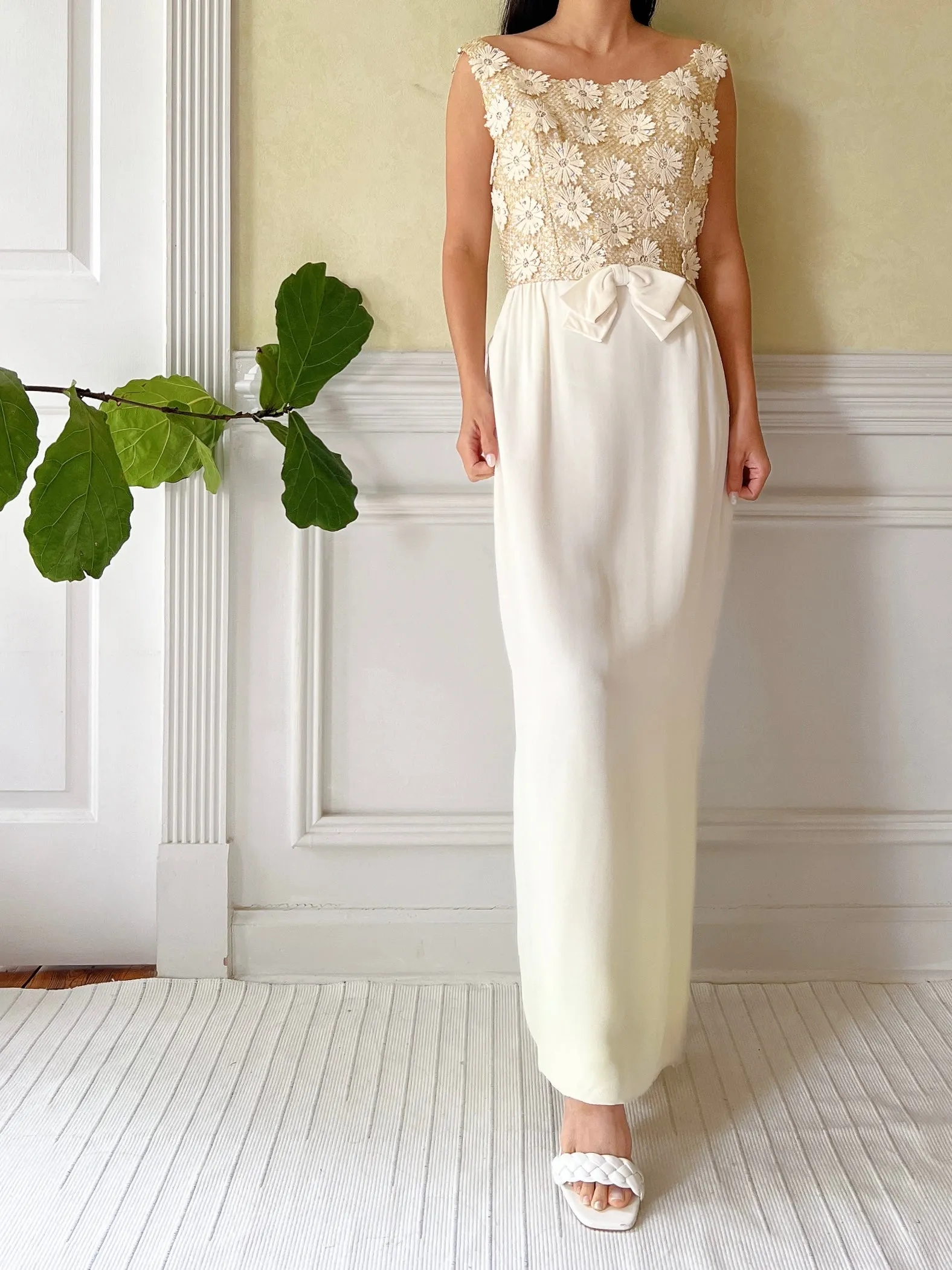 1960s Daisy Ombre Hem Rayon Dress - S