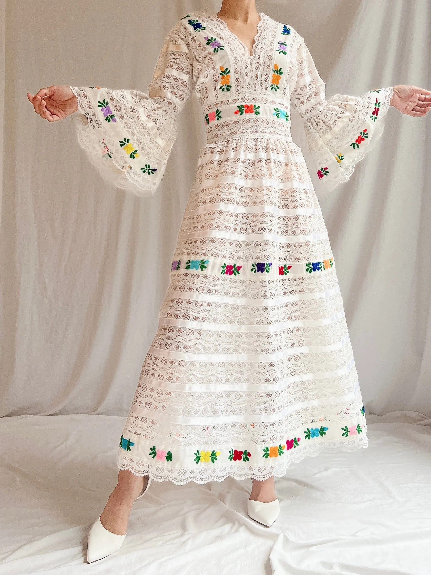 1970s Lace Bell Sleeves Dress - S