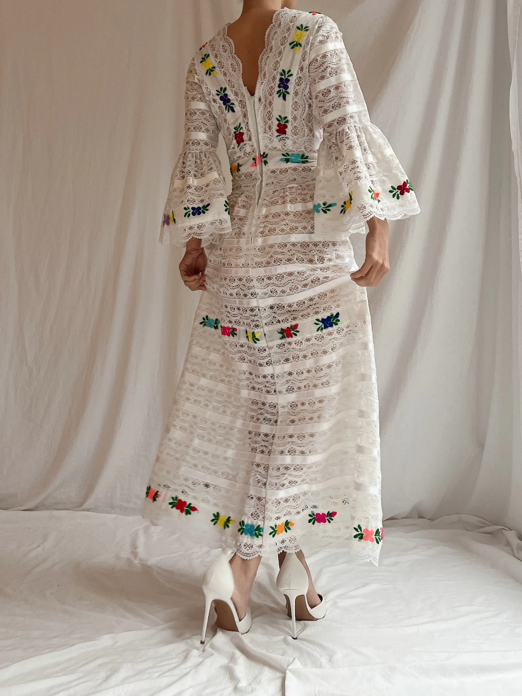1970s Lace Bell Sleeves Dress - S
