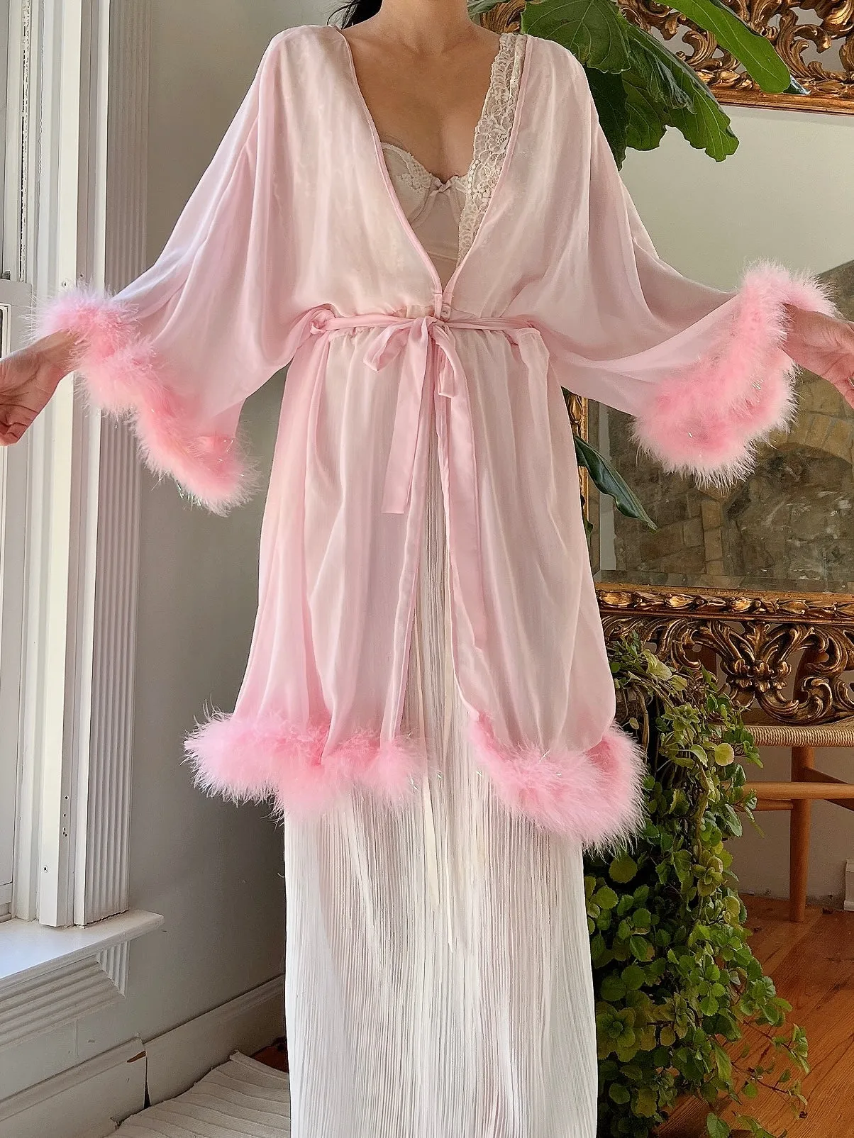 1980s Chiffon Feather Duster - OSFM