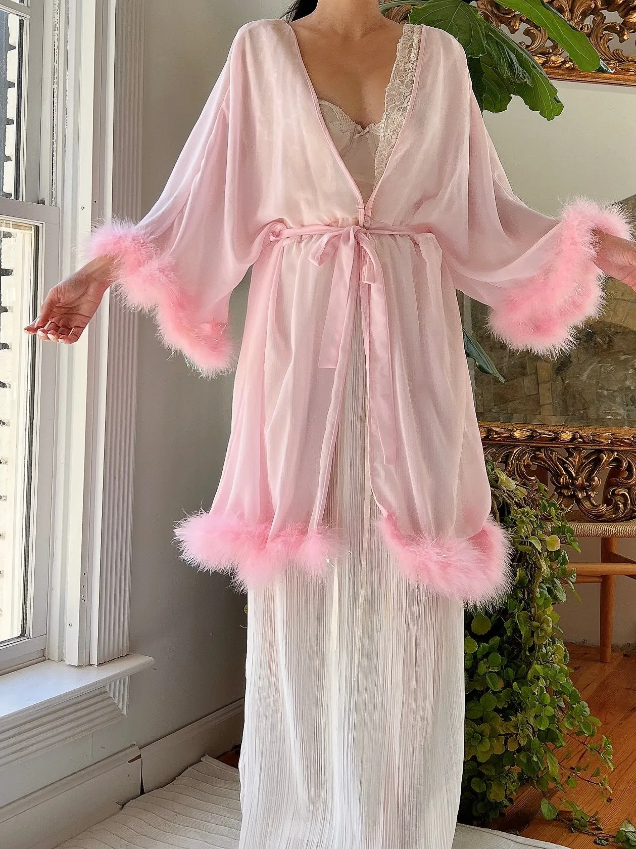 1980s Chiffon Feather Duster - OSFM