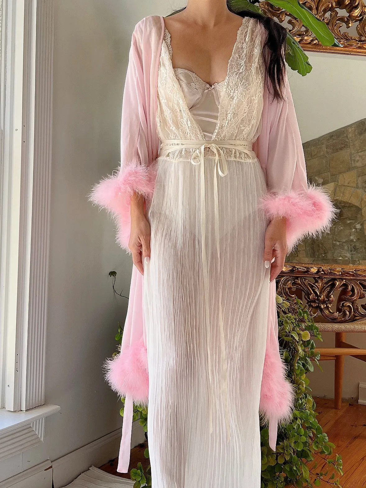 1980s Chiffon Feather Duster - OSFM