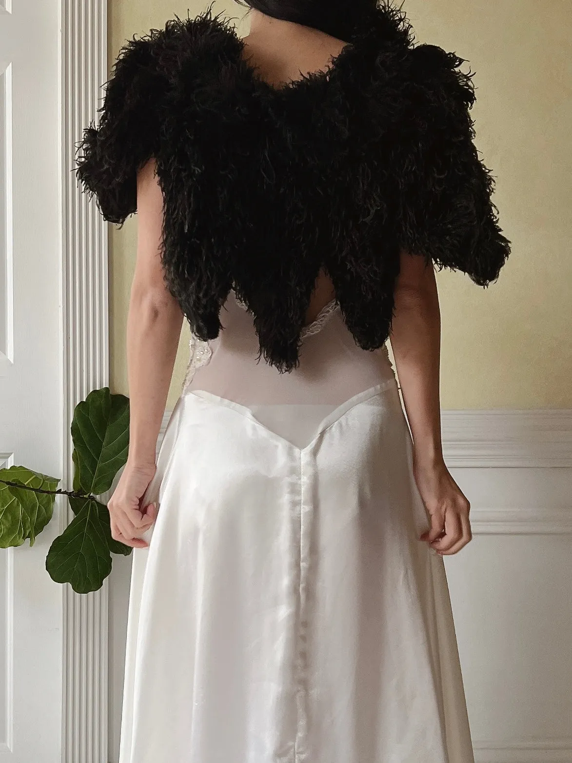 Antique Black Feather Cape - OSFM