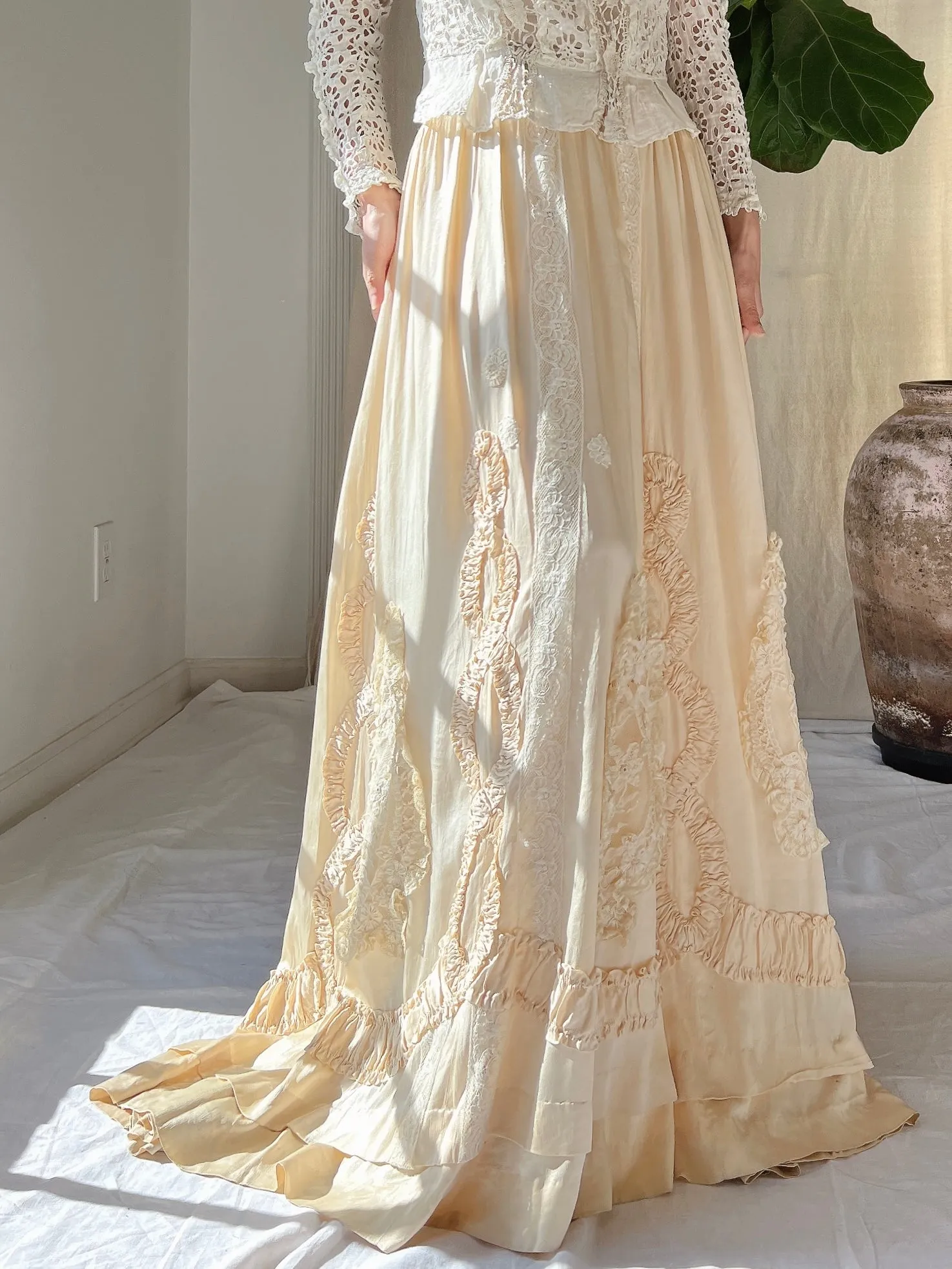 Antique Silk Skirt - XS/S