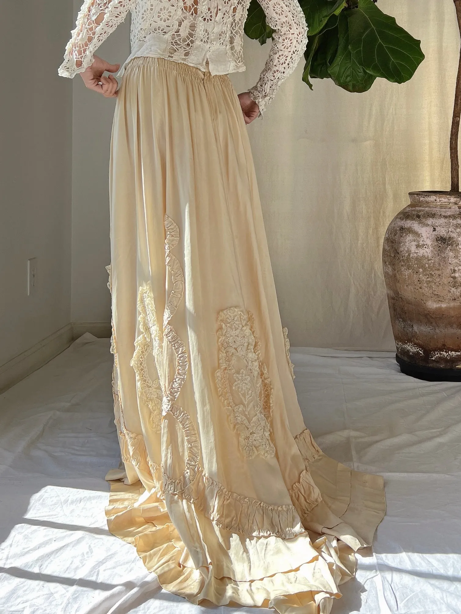Antique Silk Skirt - XS/S