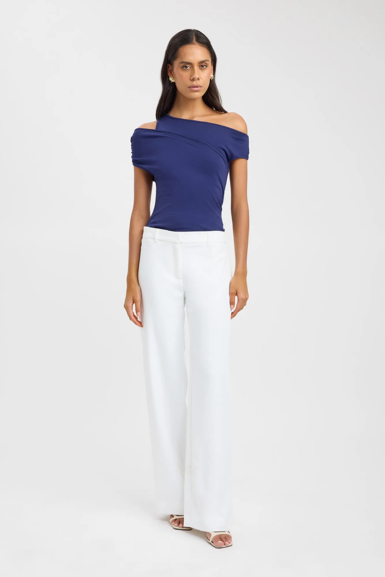 Atis Asymmetric Top