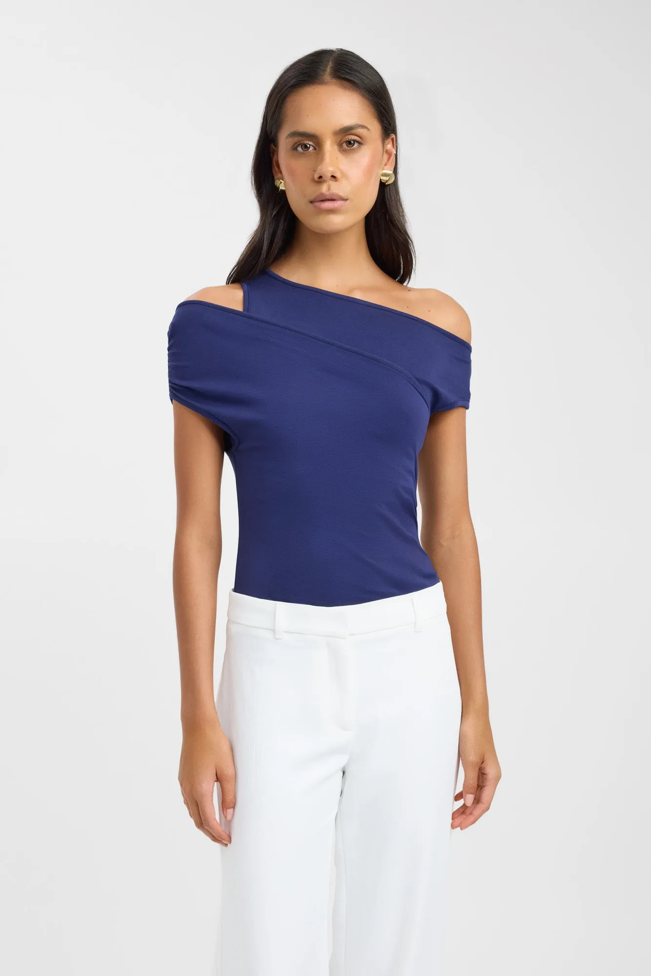 Atis Asymmetric Top