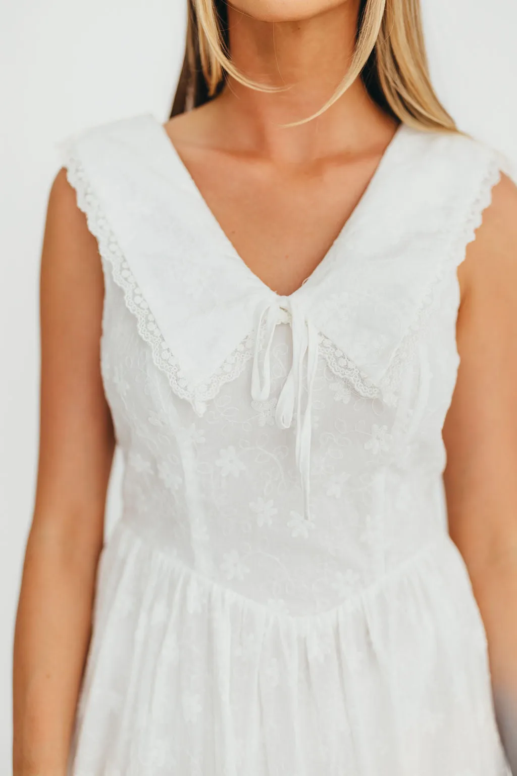 Elaine 100% Cotton Embroidered Midi Dress in White Floral