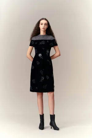 Exquisite Cape-detail Velvet Dress