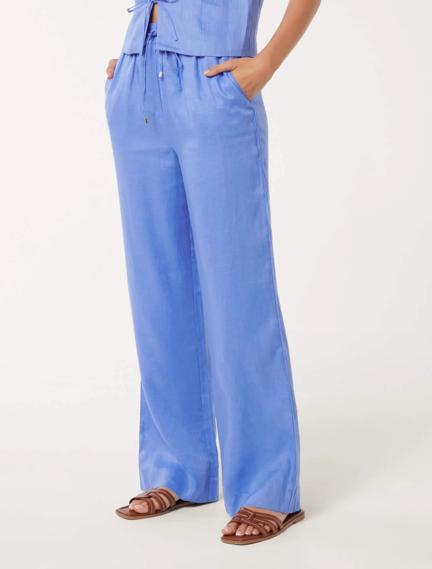 Logan Drawstring Straight Leg Pants