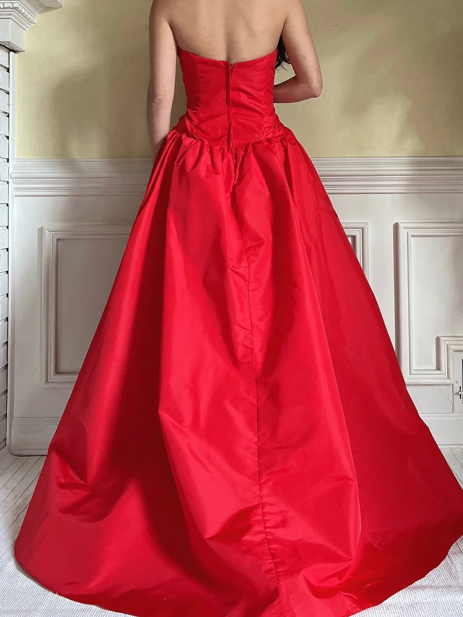 Rare Vintage Victor Costa Pleated Bust Gown - S/6