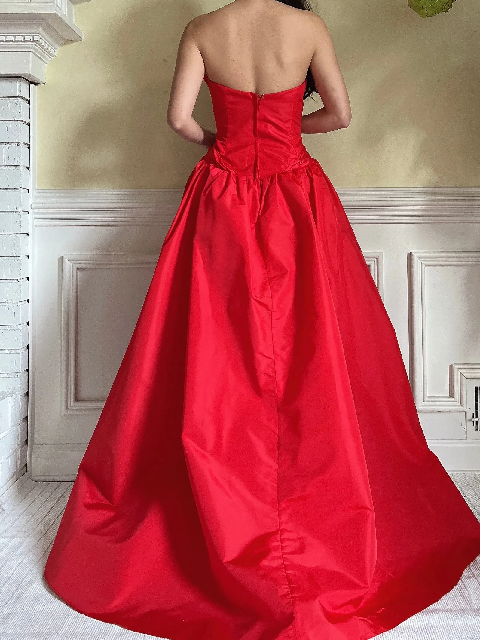Rare Vintage Victor Costa Pleated Bust Gown - S/6