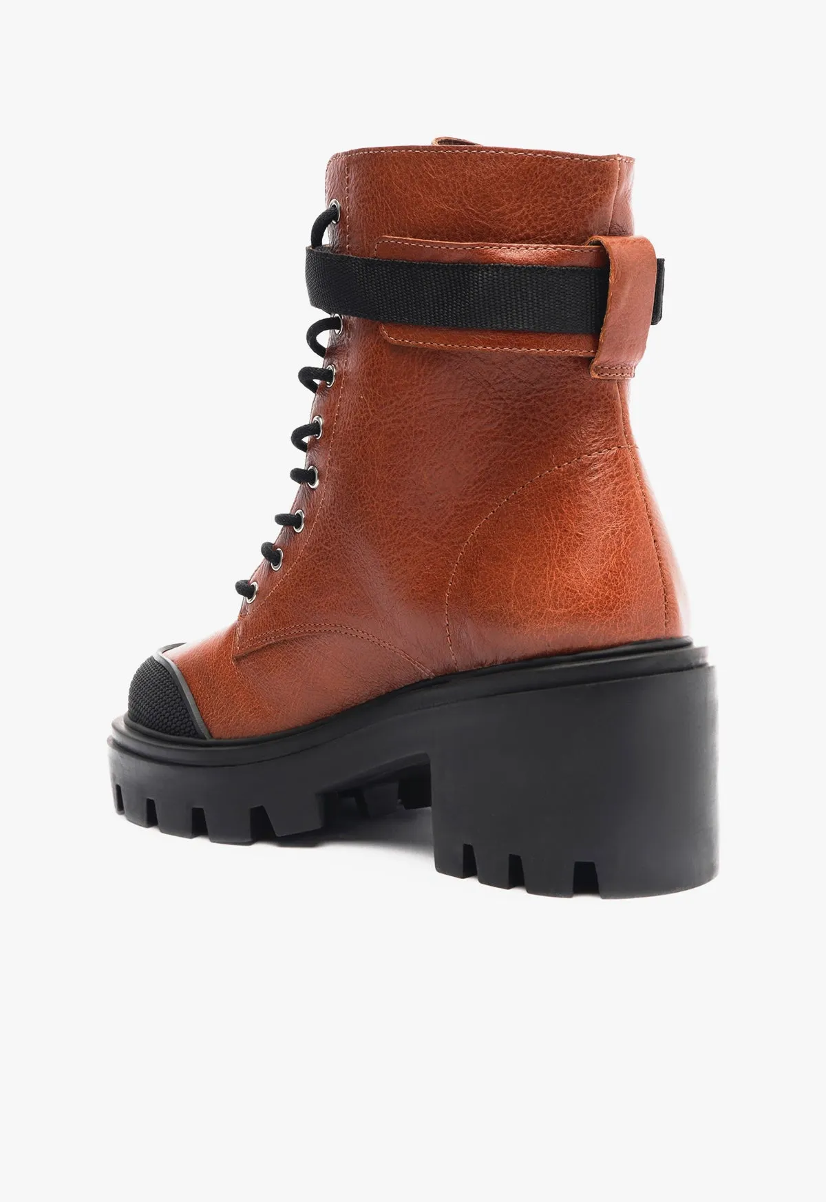 Sarah Bootie