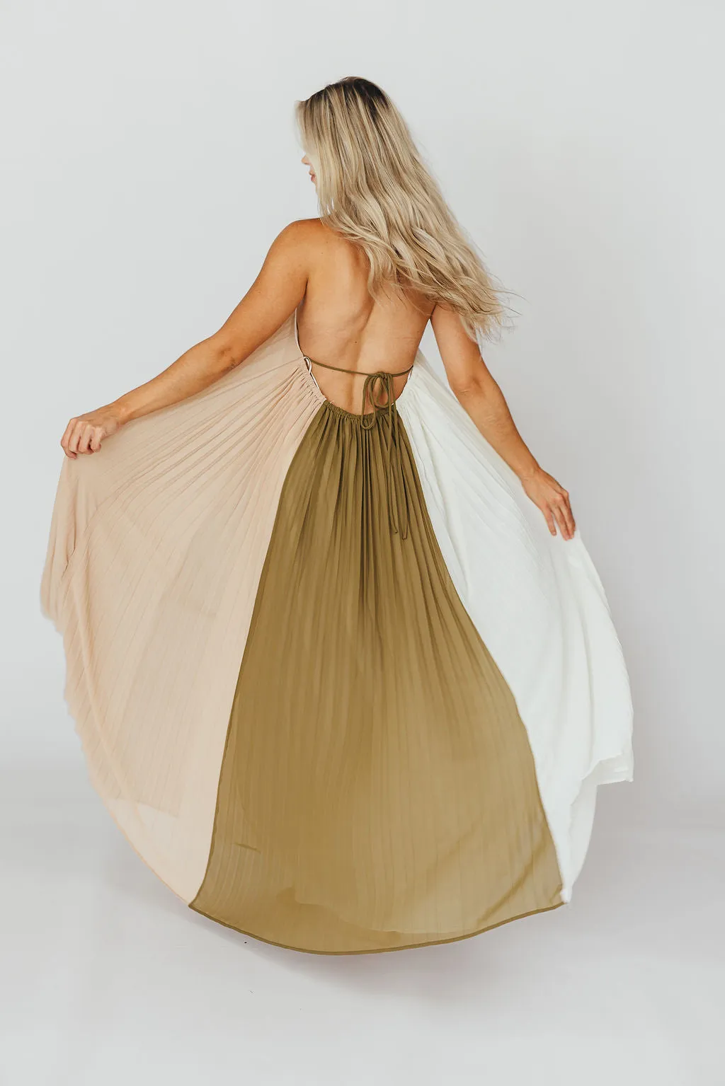 Stevie Halter Color-Block Pleated Maxi Dress in Olive Multi