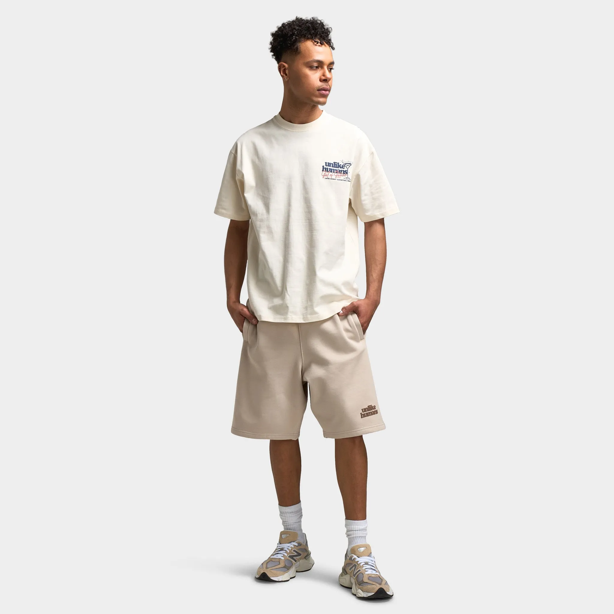 Unlike Humans Cocktail Graphic T-Shirt / Cream