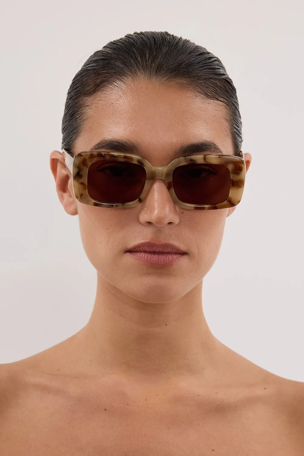 VELVET CANYON CARAMEL TORT GOLDEN ERA SUNGLASSES