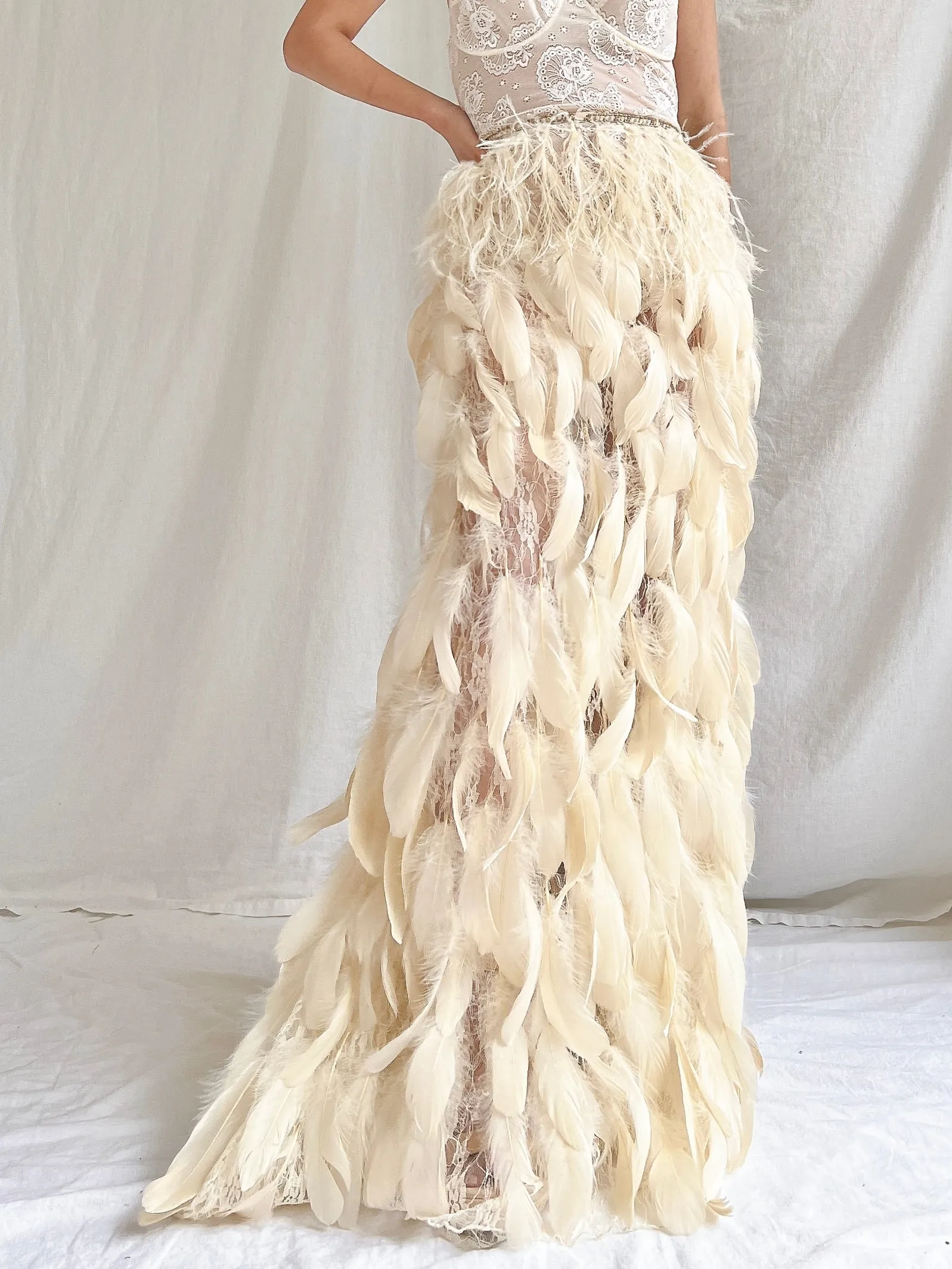 Vintage Buttercream Feather and Lace Skirt - S