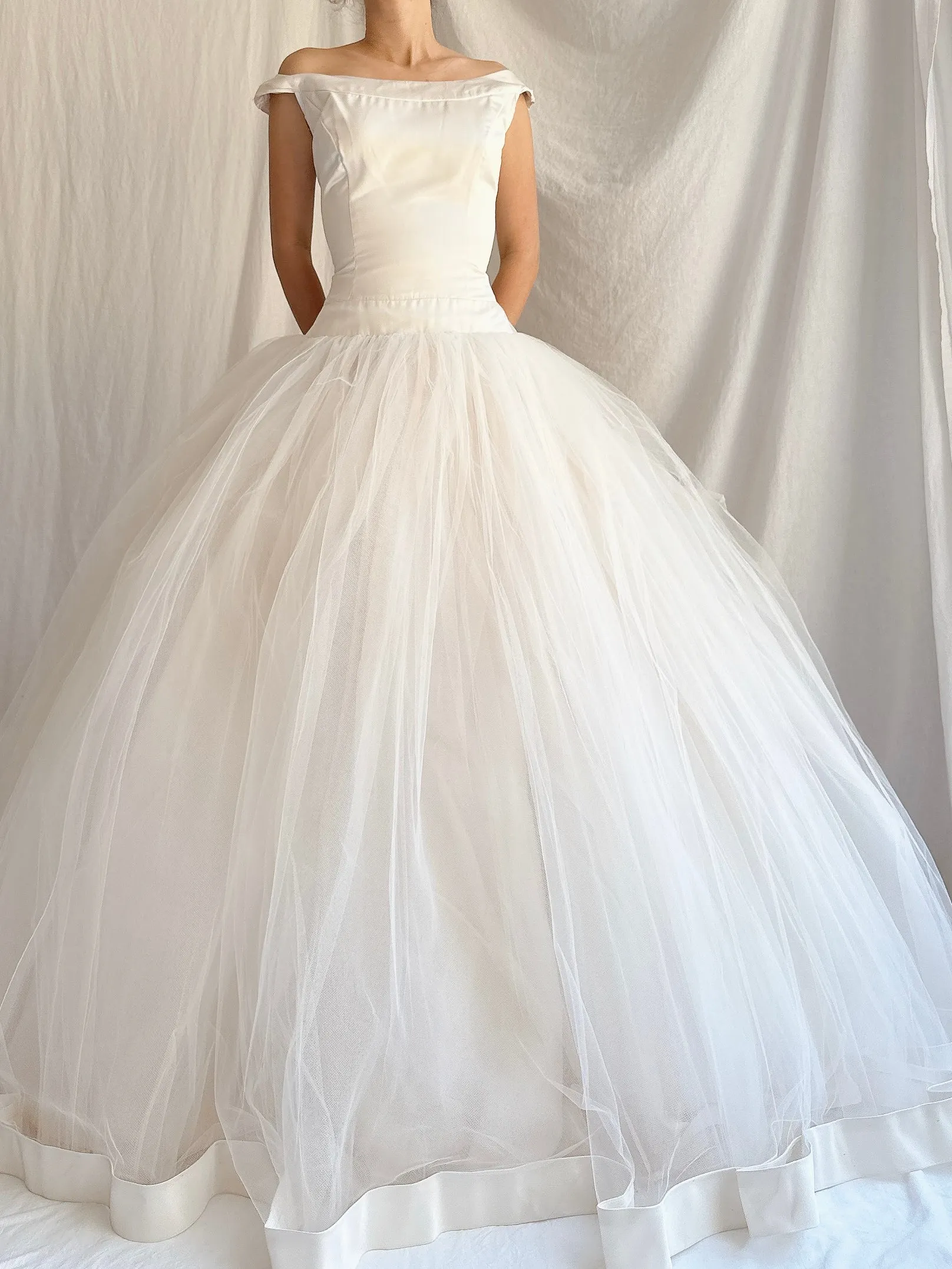 Vintage Champagne Tulle Dress - XS/2/4