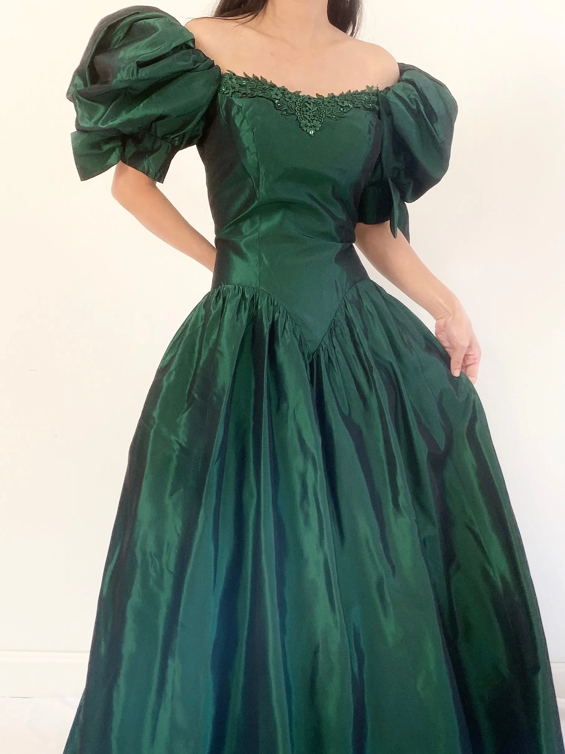 Vintage Puff Sleeve Emerald Taffeta Gown - XS/S