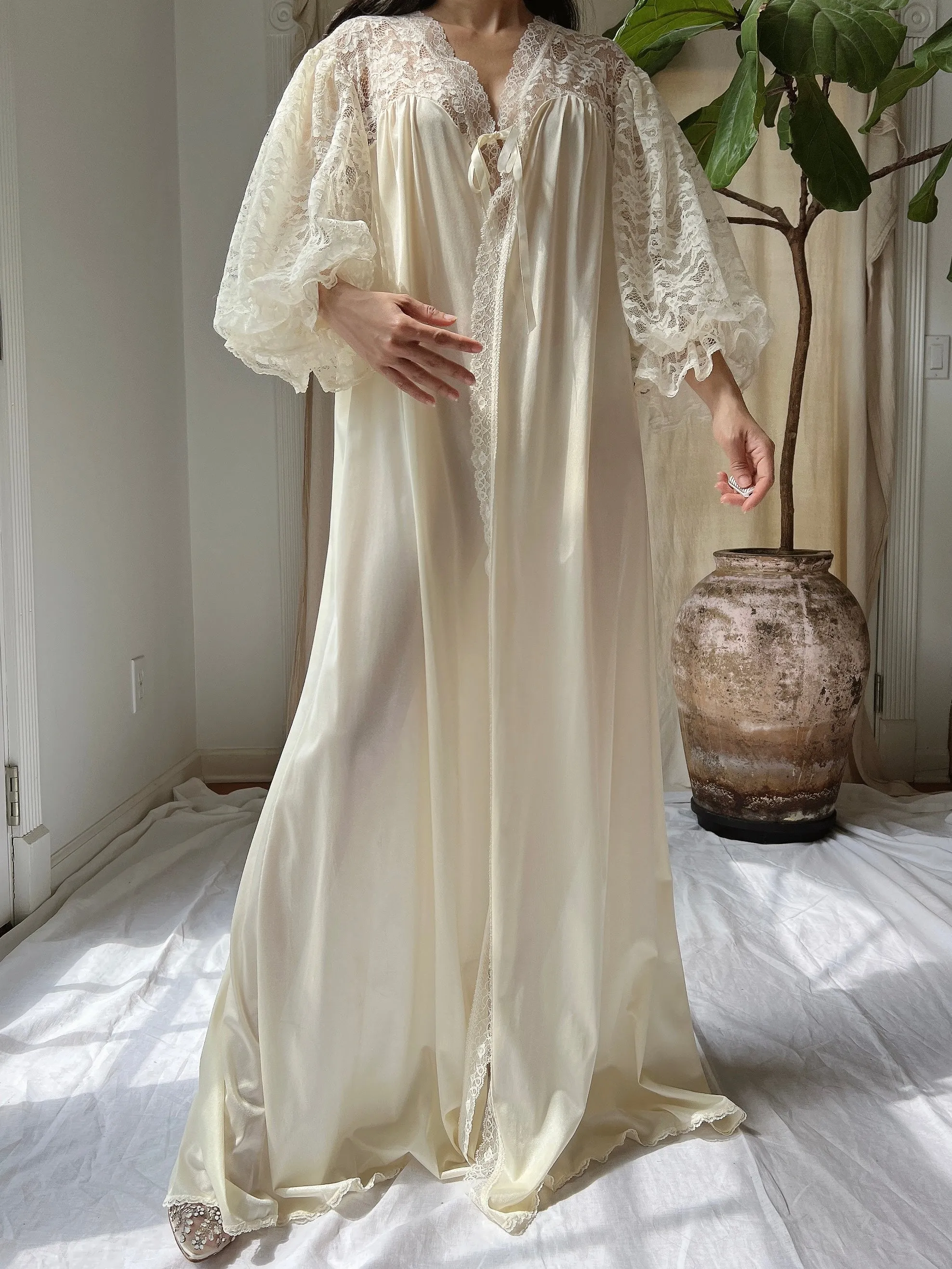 Vintage Puff Sleeves Dressing Gown - OSFM