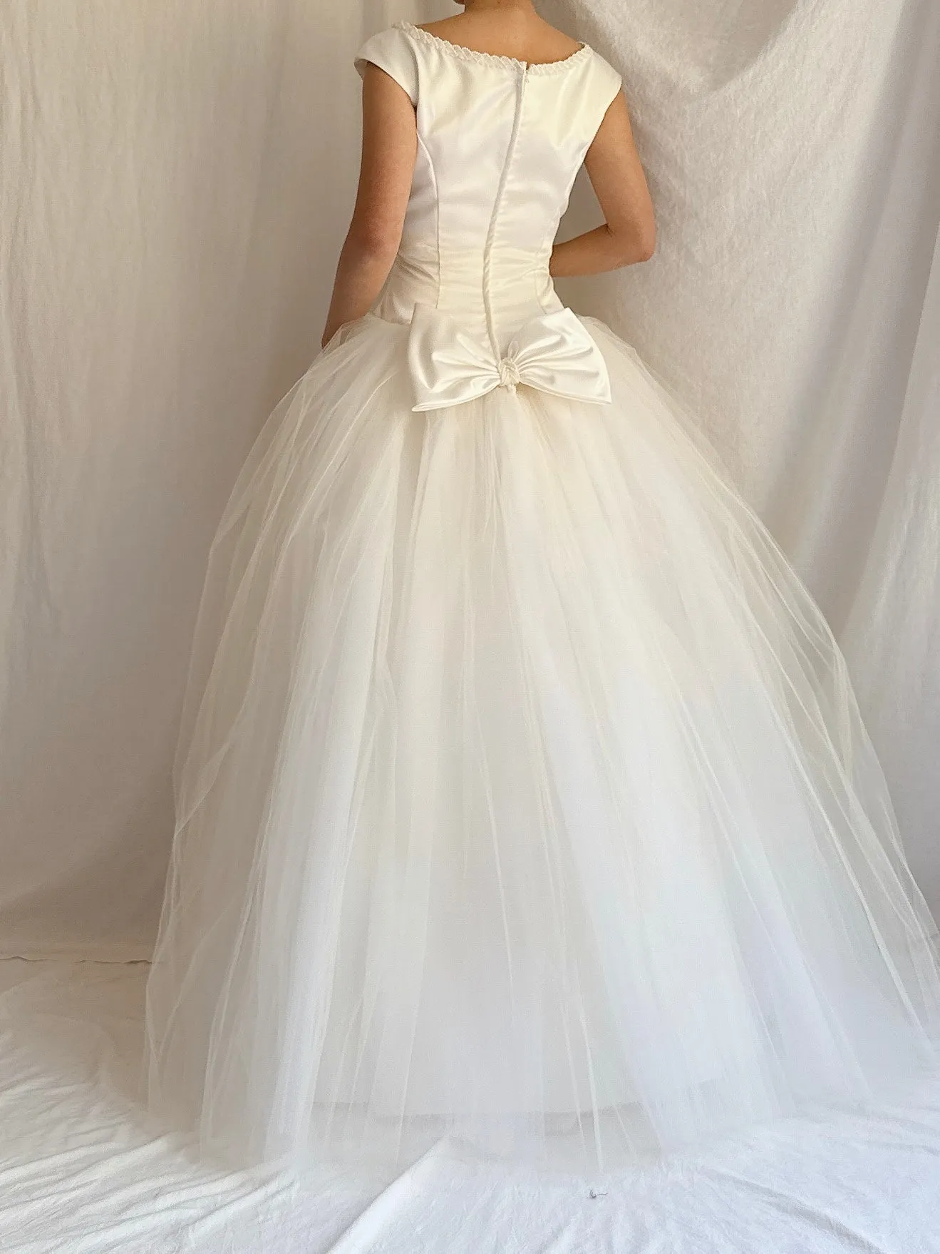 Vintage Satin/Tulle Basque Waist Gown - M