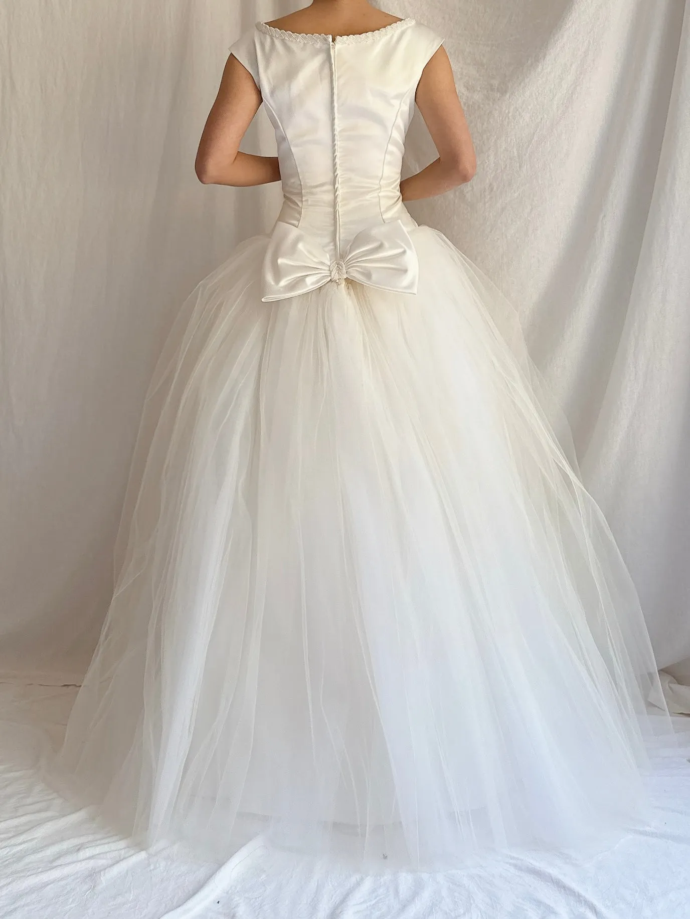 Vintage Satin/Tulle Basque Waist Gown - M