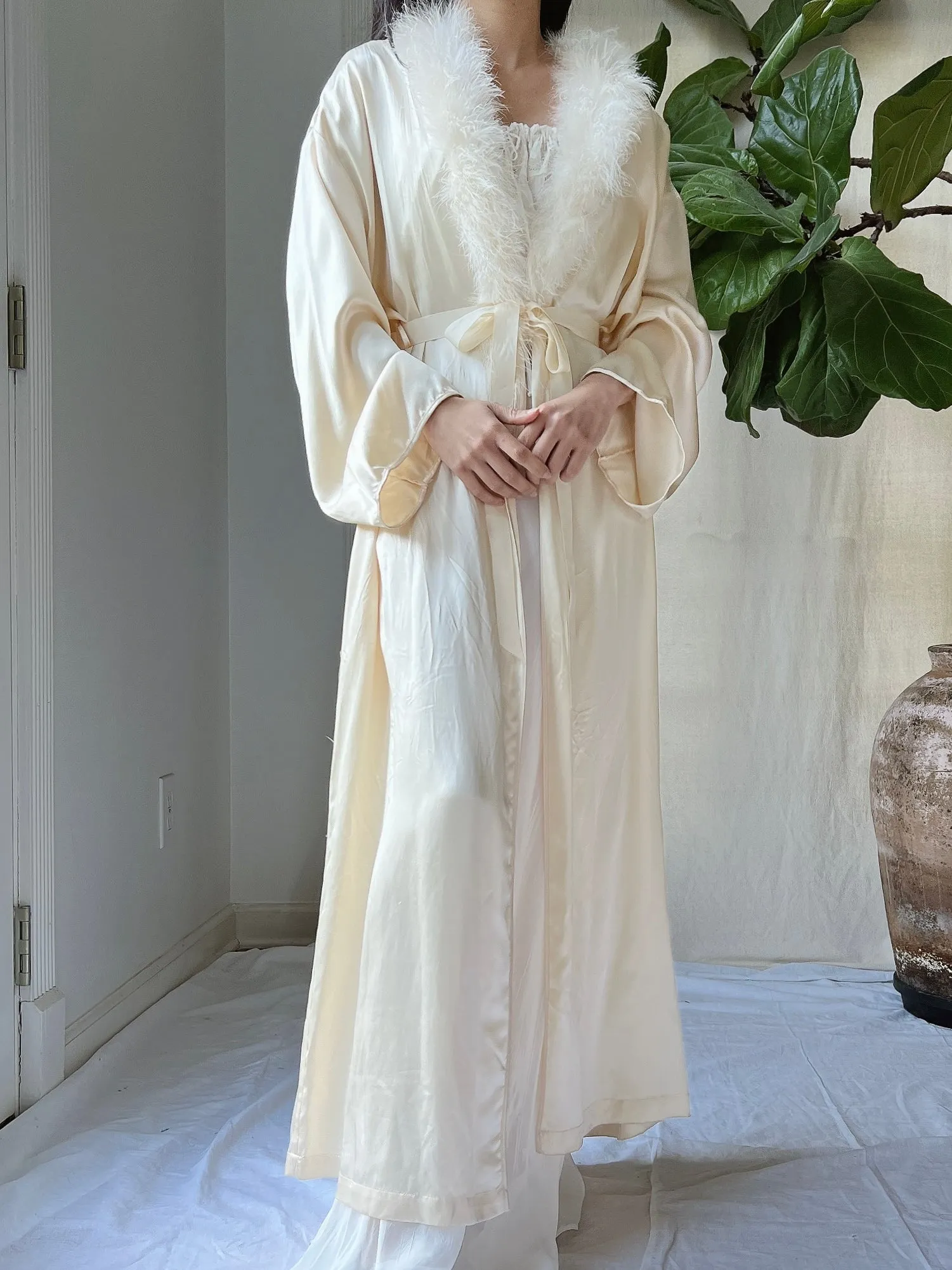 Vintage Silk Feather Collar Robe - OSFM