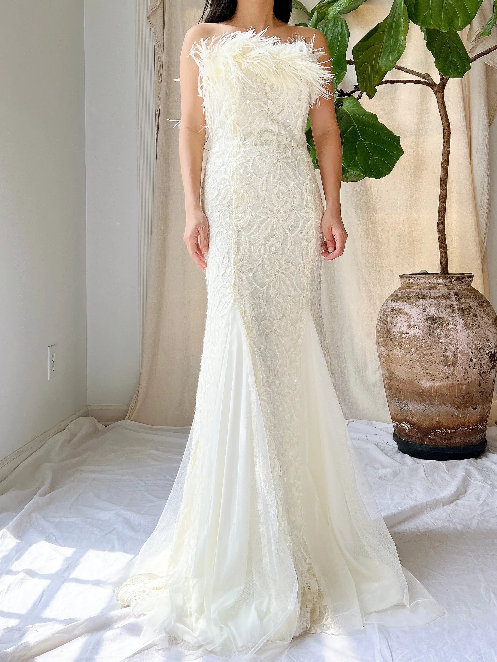 Vintage Strapless Lace and Feather Gown - XS