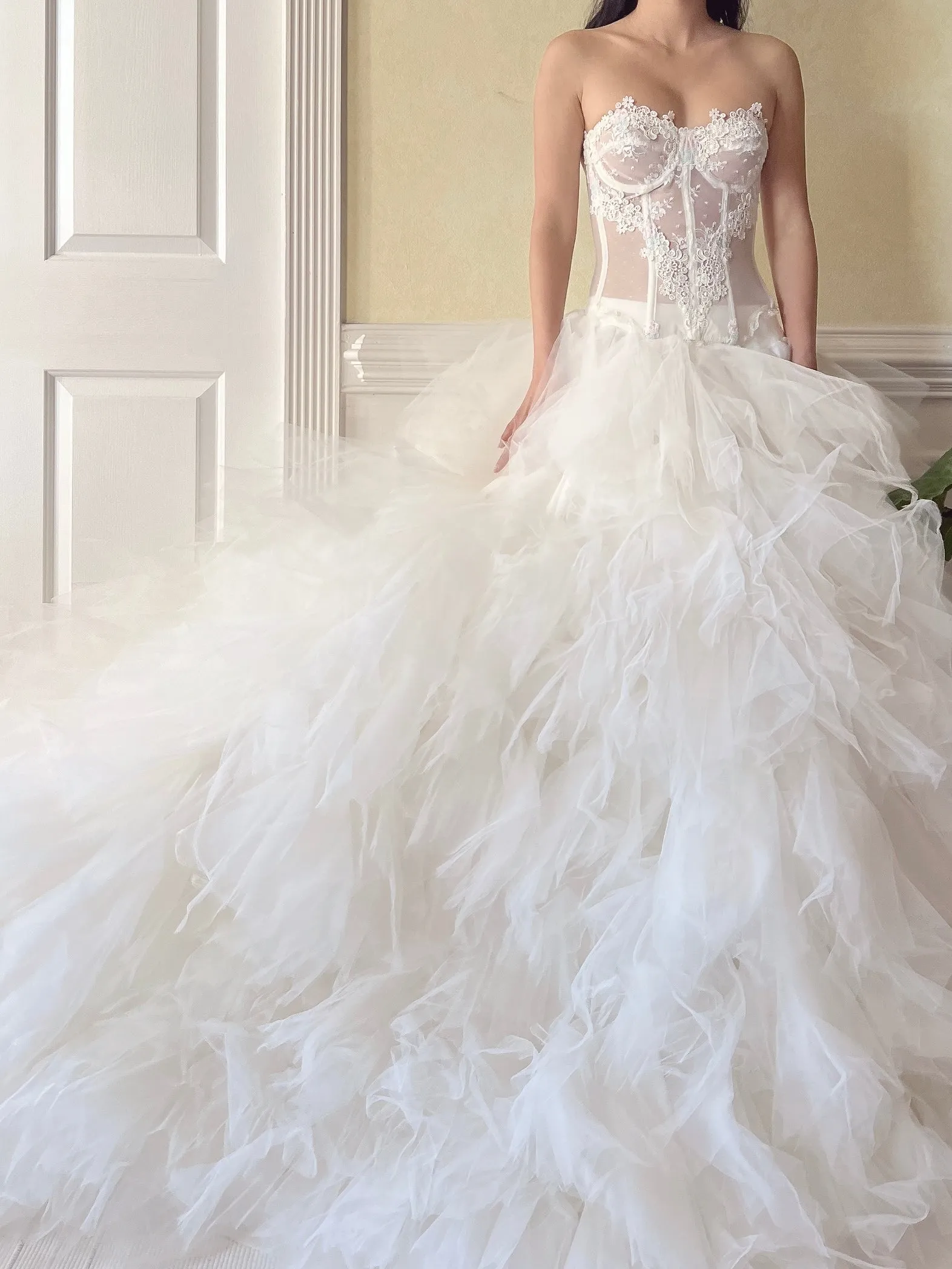 Vintage Tulle Ruffle Skirt - M/29