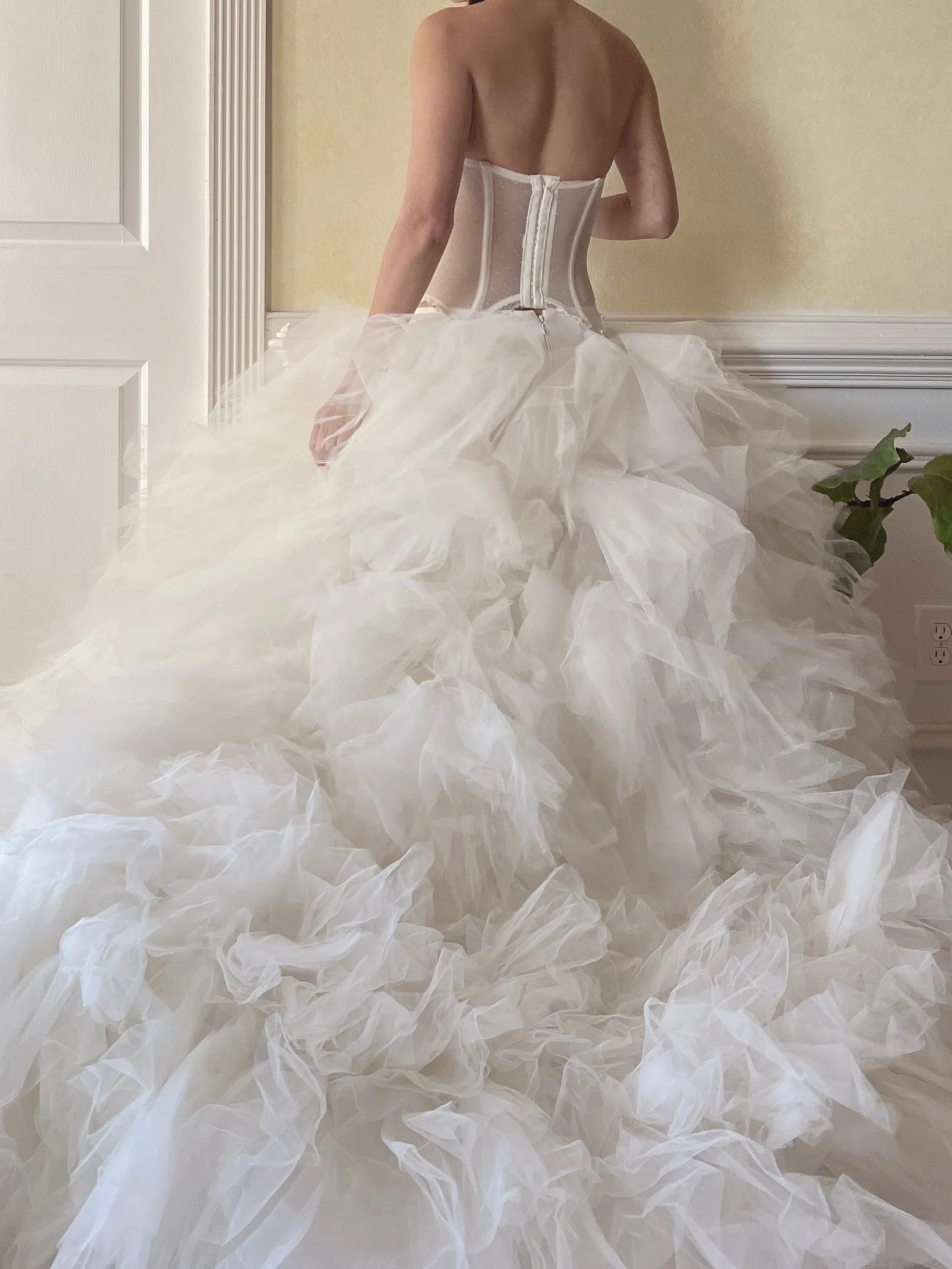 Vintage Tulle Ruffle Skirt - M/29